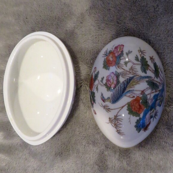 Wedgwood Kutani Crane Small Egg Shape Lidded China Trinket Dish Made in England - Picture 5 of 16